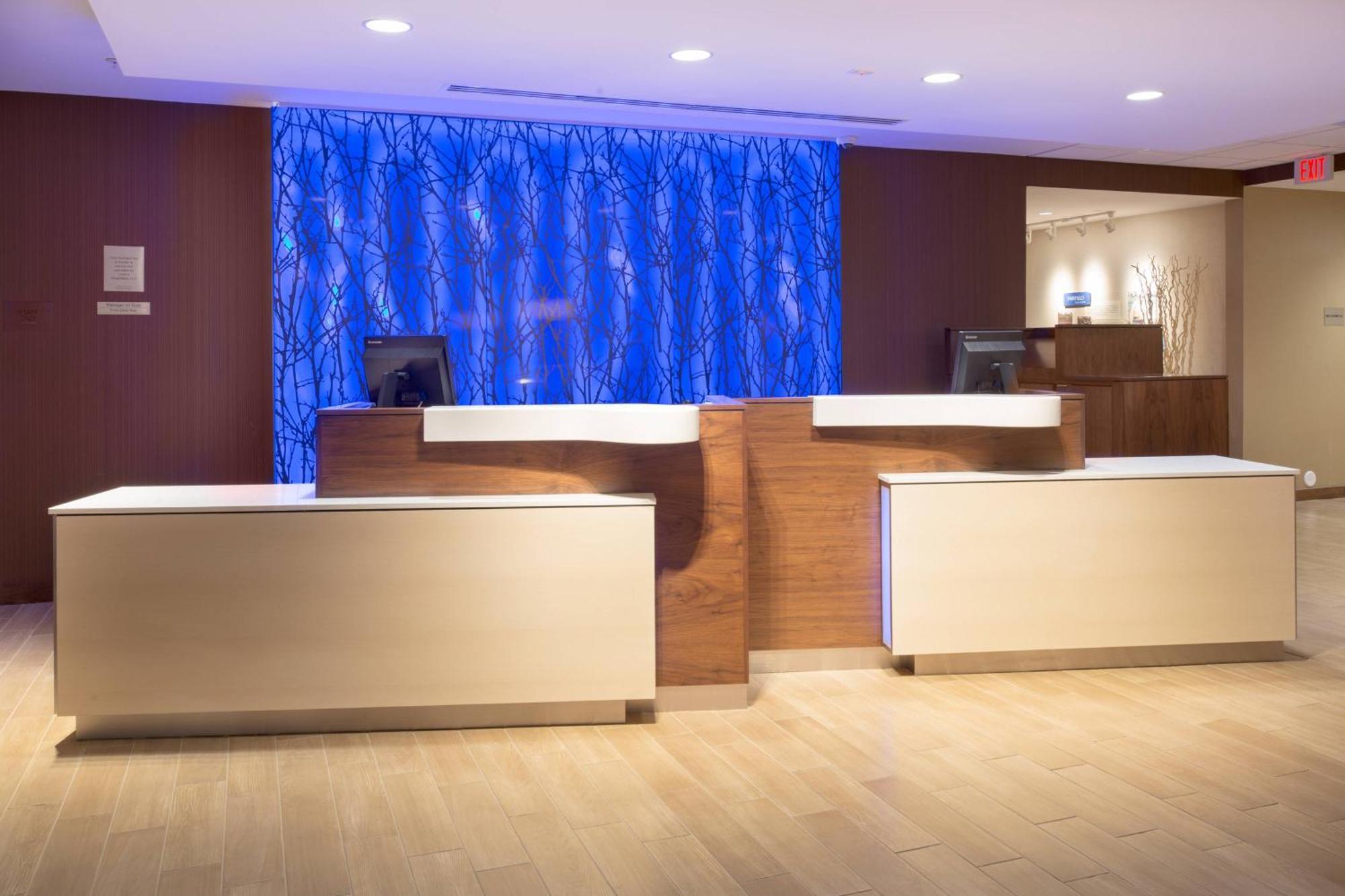 Fairfield Inn & Suites By Marriott Burlington Buitenkant foto
