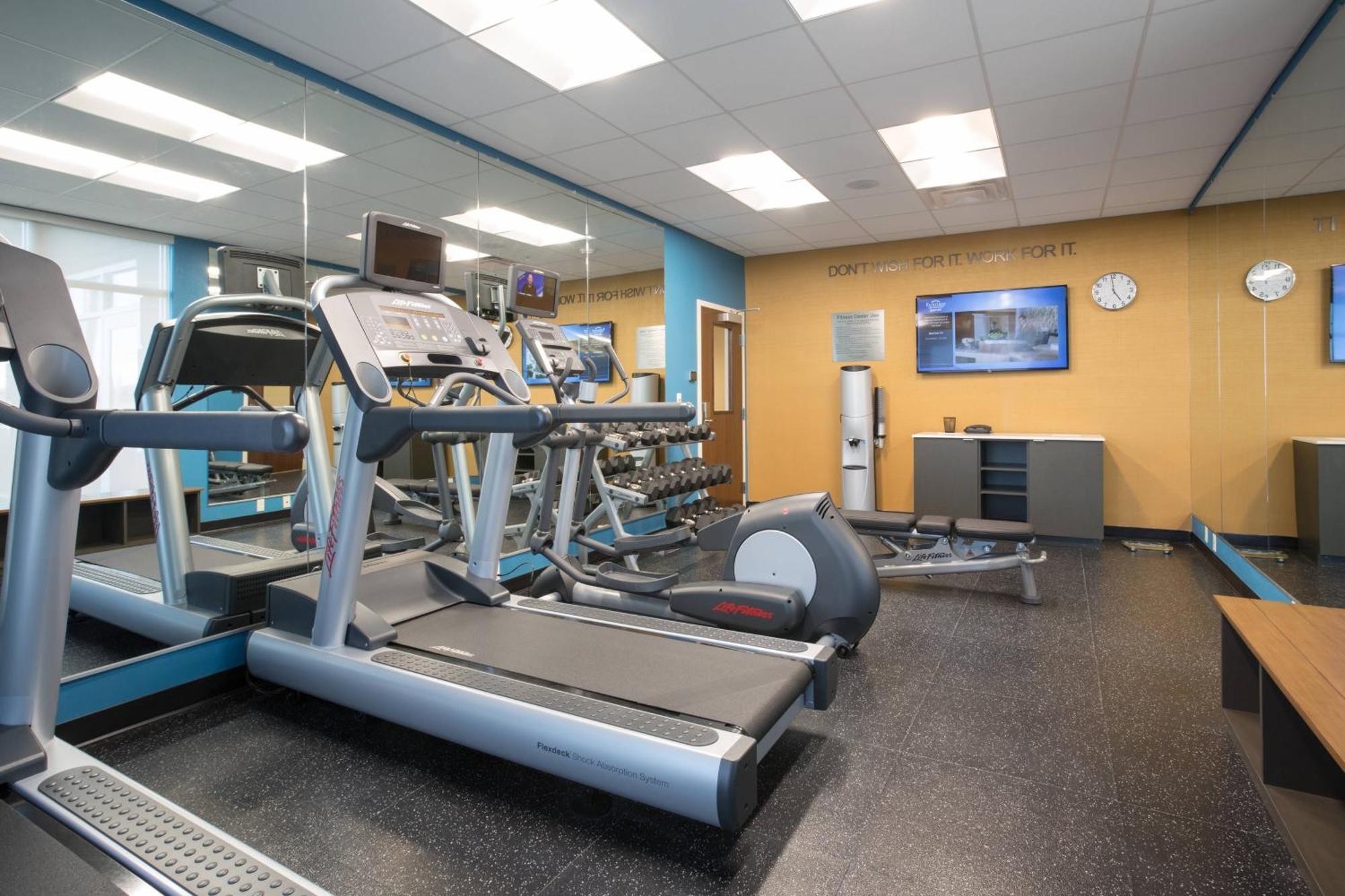 Fairfield Inn & Suites By Marriott Burlington Buitenkant foto